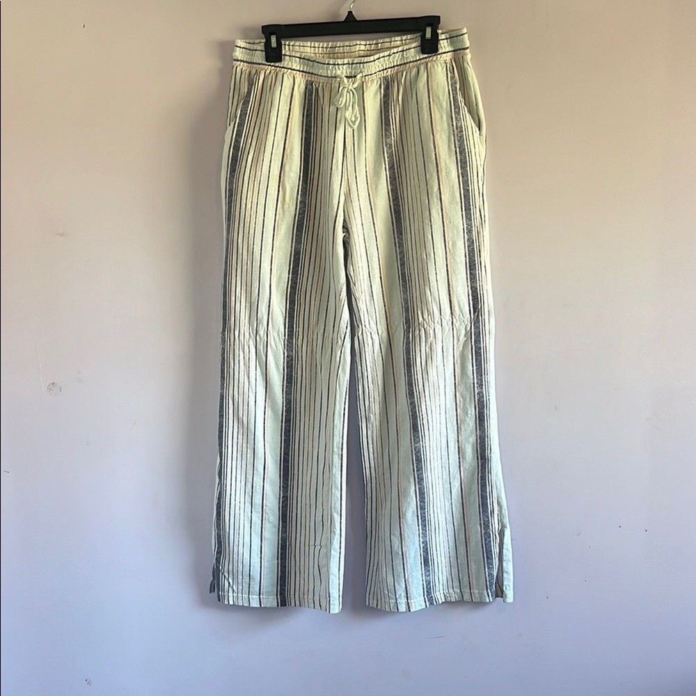 Z Supply White and Gray Chinos with Classic Stripes